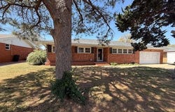 1915 Evergreen Street, Pampa, TX 79065