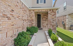 136 Danablu DR, Hutto, TX 78634