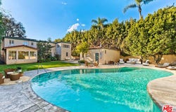 502 N Palm Dr, Beverly Hills, CA 90210