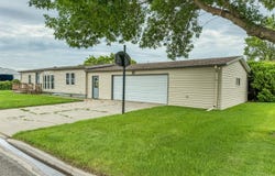 506 E 9TH Avenue, Groton, SD 57445