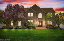 201 Manfre Court, Freehold, NJ 07728