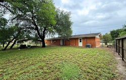612 Short, SINTON, TX 78387