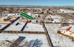 10 Medina Ln, Ranchos de Taos, NM 87557