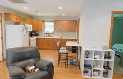 402b 5th Street, Delhi, IA 52223