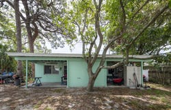 3467 NE 13th Avenue, Oakland Park, FL 33334
