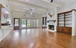 3328 Tezcucco Dr, Baton Rouge, LA 70820