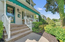 31 Woodvale Rd, Glen Rock Boro, NJ 07452-3611