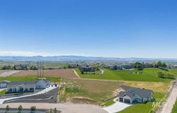 8107 Stella Ct, Nampa, ID 83686