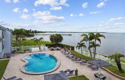 812 BAHIA DEL SOL DRIVE, RUSKIN, FL 33570