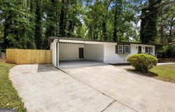 4720 Shoshonee, College Park, GA 30349