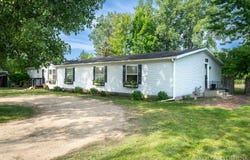 19350 M 140, South Haven, MI 49090