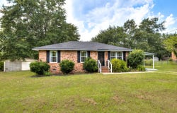 660 Woodside Drive, Manning, SC 29102