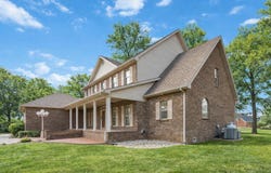 371 Lakeview Drive, Jamestown, KY 42629