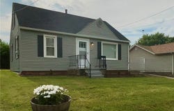 2611 Maple Avenue NE, Canton, OH 44714