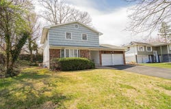 34 Pittoni Drive, Commack, NY 11725