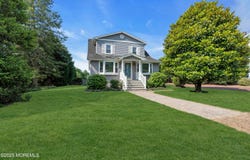 1015 Atlantic Avenue, Manasquan, NJ 08736