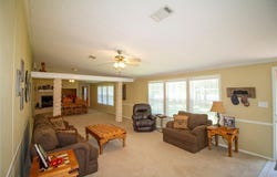 161 S Cloverleaf Drive, Haughton, LA 71037