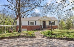 2076 Southview Avenue, Bartlesville, OK 74003