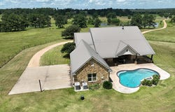 2019 Highway 159 East, Bellville, TX 77418