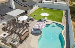 2213 W IRMA Lane, Phoenix, AZ 85027