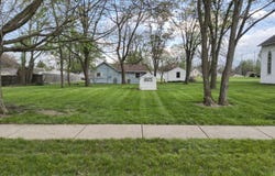 34 S High Street, Montezuma, OH 45866