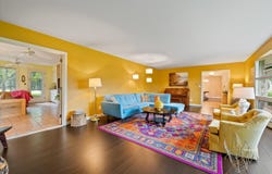 705 Oak Tree Rd, Sheboygan, WI 53083