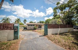 871 SW 10th St, Pompano Beach, FL 33060