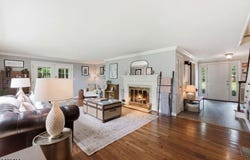 20 Ridge Rd, Tewksbury Twp., NJ 08833-4626