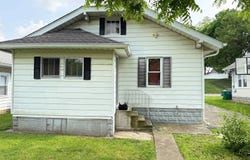 1228 Woodward Avenue, New Castle, IN 47362-4444