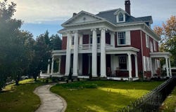 11 LINDEN AVENUE, MERCERSBURG, PA 17236