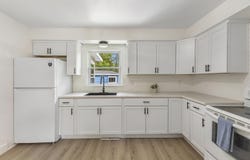 1220 Duck Lake Road, Muskegon, MI 49445