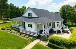 966 Lawrence Street, Brandenburg, KY 40108