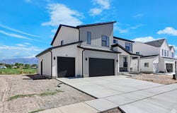 118 N 825 W, Clearfield, UT 84015