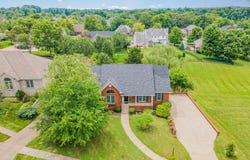 2600 Sunningdale Place E, La Grange, KY 40031
