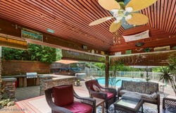 92 Fiddlers Lane, Colonie, NY 12110