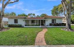 549 NE 12th Ave, Fort Lauderdale, FL 33301