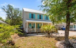 124 NE 15th Street, Oak Island, NC 28465