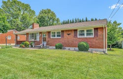 4711 Florist RD, Roanoke, VA 24012