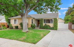 20763 Skouras Dr, Winnetka, CA 91306