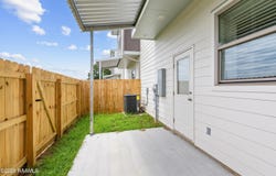117 Firethorn Drive, Youngsville, LA 70592