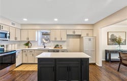 1424 E Meadow Lane, Olathe, KS 66062
