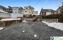 1810 Washington Blvd, Wilson Boro, PA 18042
