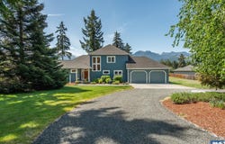 231 Hidden Valley Rd., Port Angeles, WA 98362