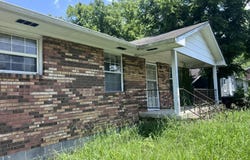 114 ROCHESTER Avenue, Middlesboro, KY 40965