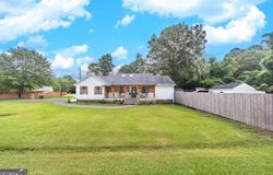 52 Glenda, Rome, GA 30165