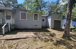 2821 Greenview Drive, Jackson, MS 39212