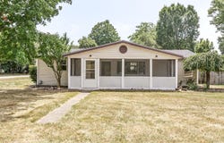 27412 Sunnyfield Drive, Elkhart, IN 46514