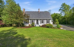 59 Carpenter Rd, Monson, MA 01057