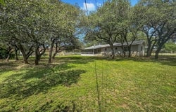402 S Williams Street, Hamilton, TX 76531