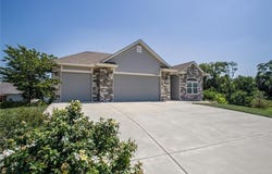 3718 NW 96th Court, Kansas City, MO 64154